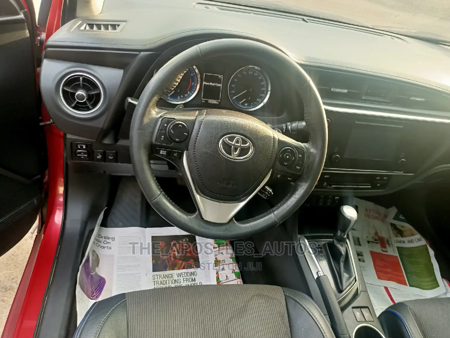 Toyota Corolla SE (1.8L 4cyl 2A) 2018 Red