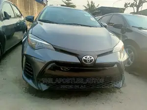 Toyota Corolla 2017 Gray