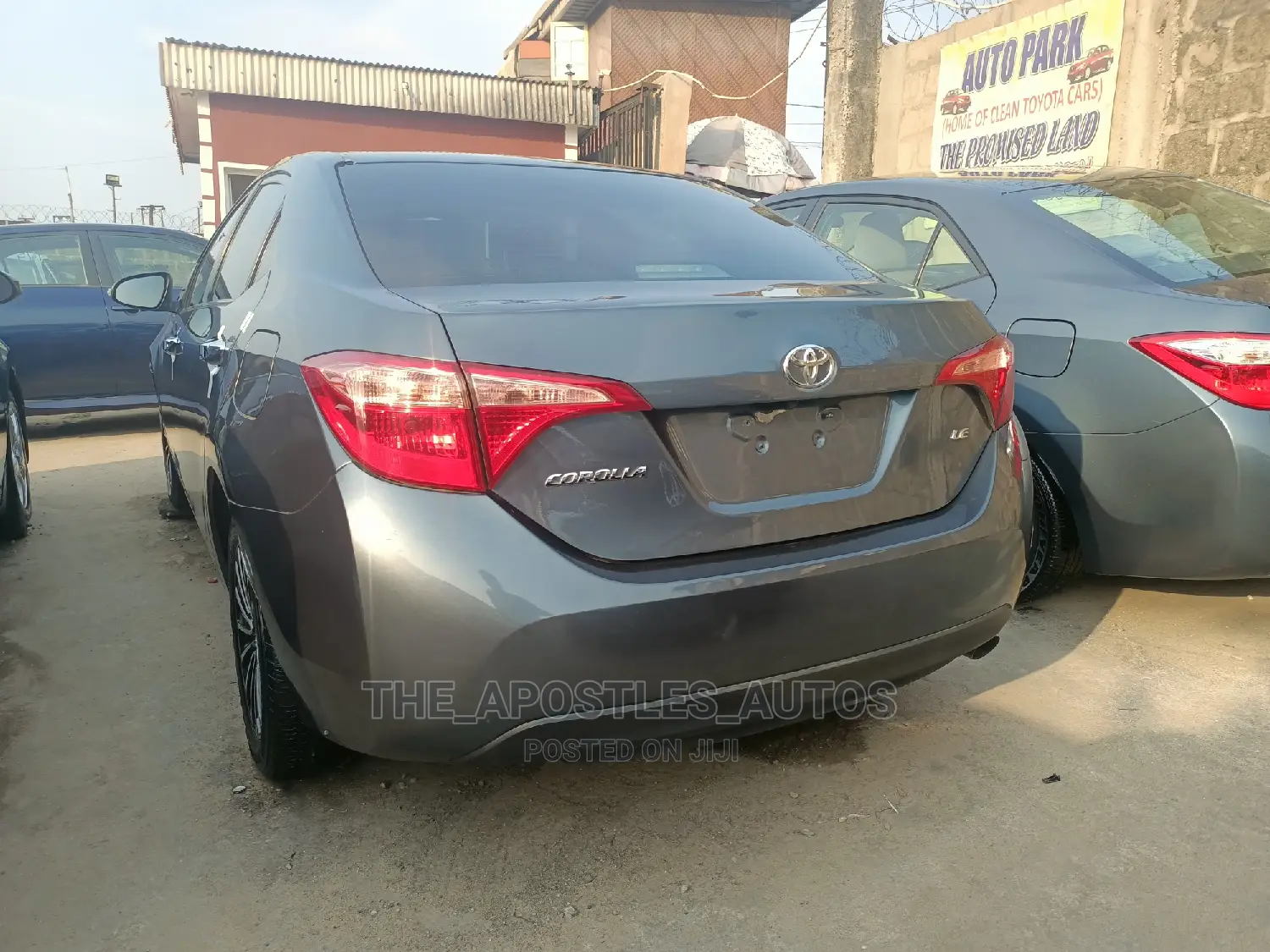 Toyota Corolla 2017 Gray