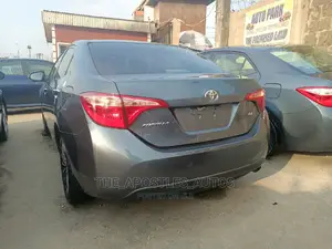 Toyota Corolla 2017 Gray