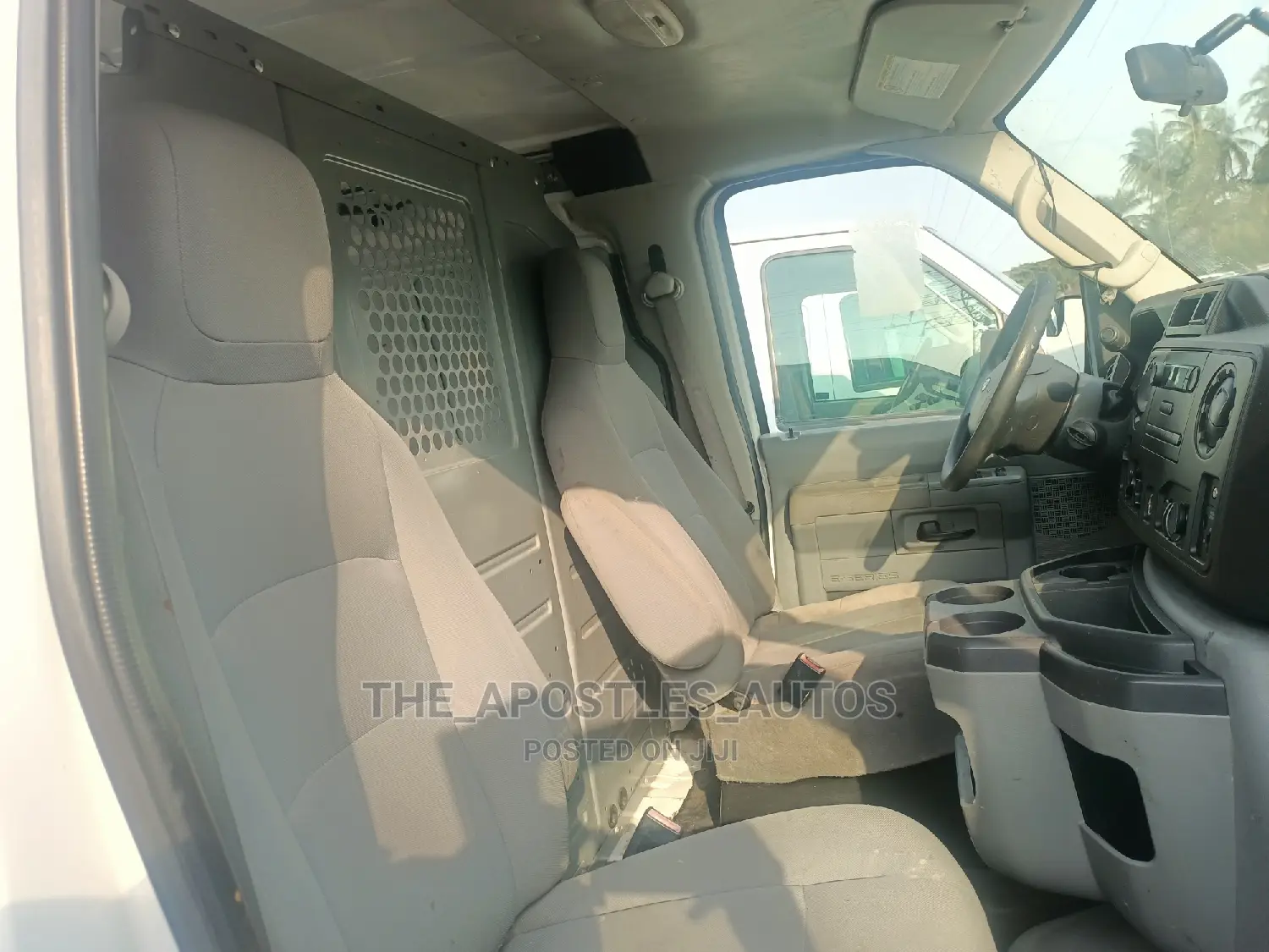 Ford E250 2013 White