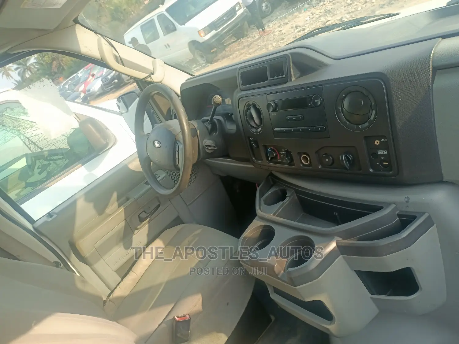 Ford E250 2013 White