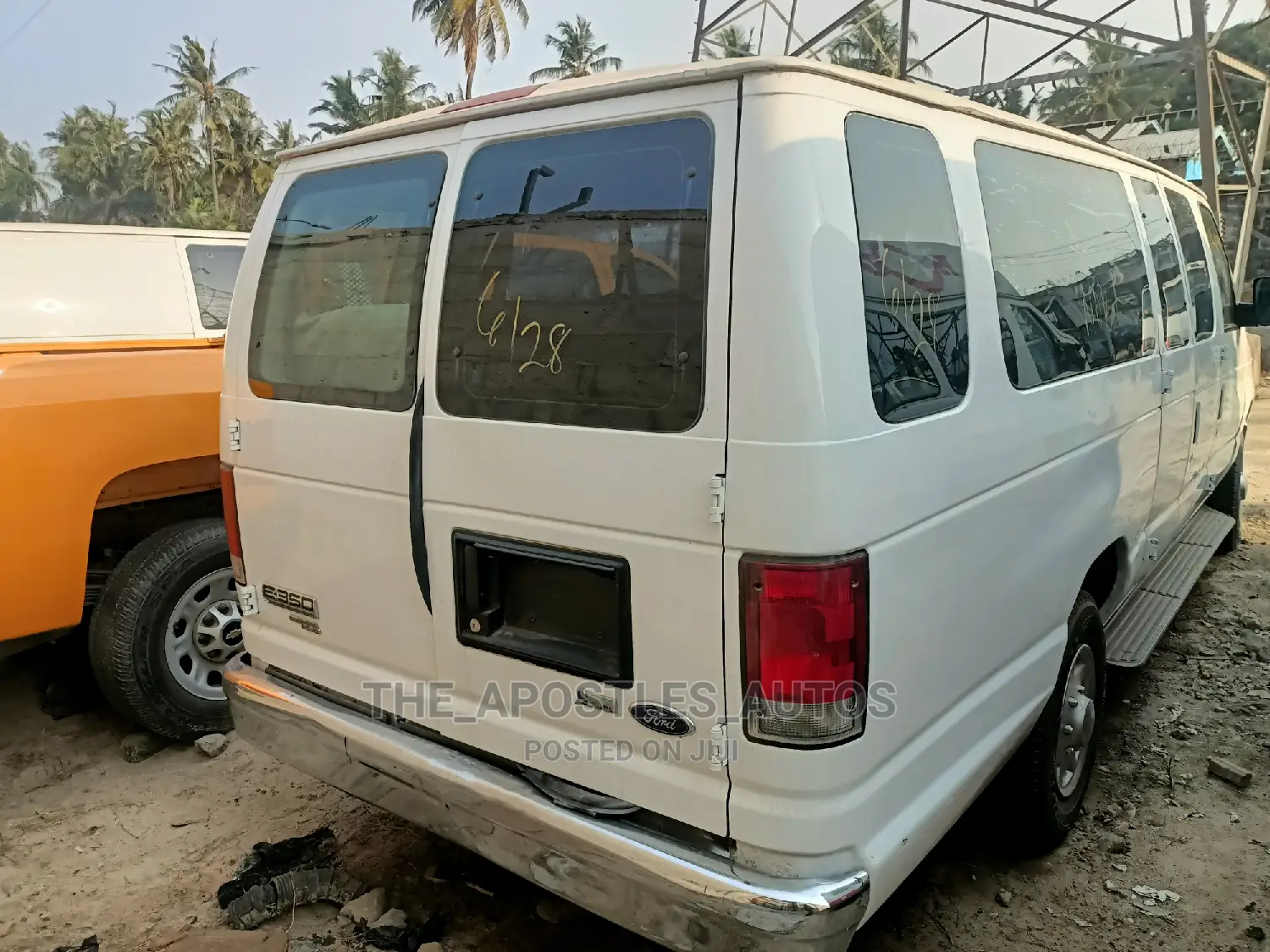 Ford E350 2014 White