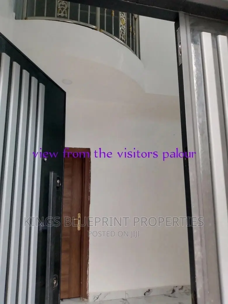 4bdrm Duplex in Off Pti Road Effurun, Warri for sale in Warri Houses