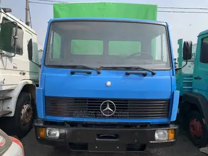 Foreign Used Mercedes Benz 814 Truck.