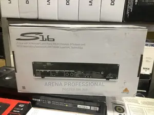 Behringer S16 Stage Box