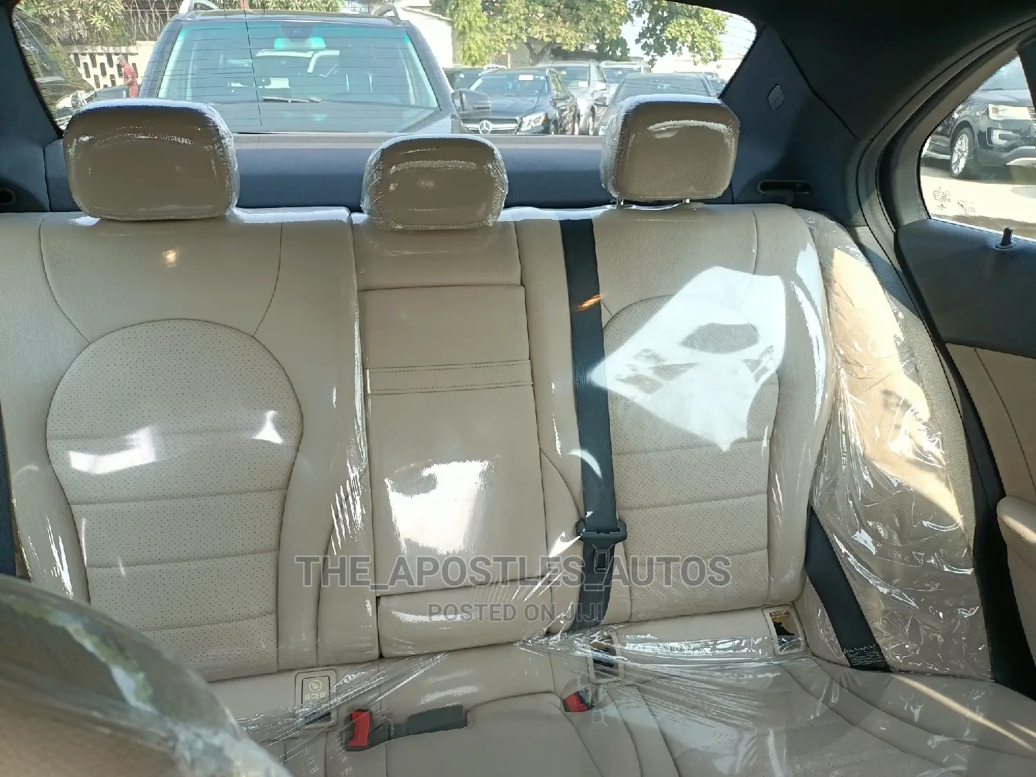 Mercedes-Benz C300 2017 Blue