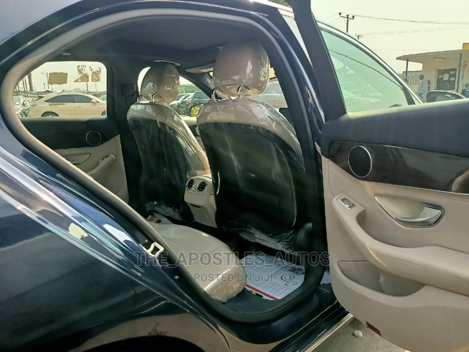 Mercedes-Benz C300 2017 Blue