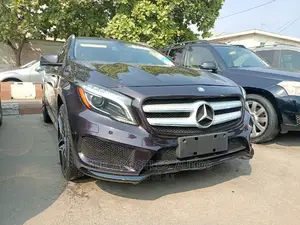 Mercedes-Benz GLA 250 2016 Purple