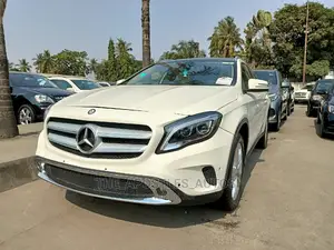 Mercedes-Benz GLA 250 2016 White