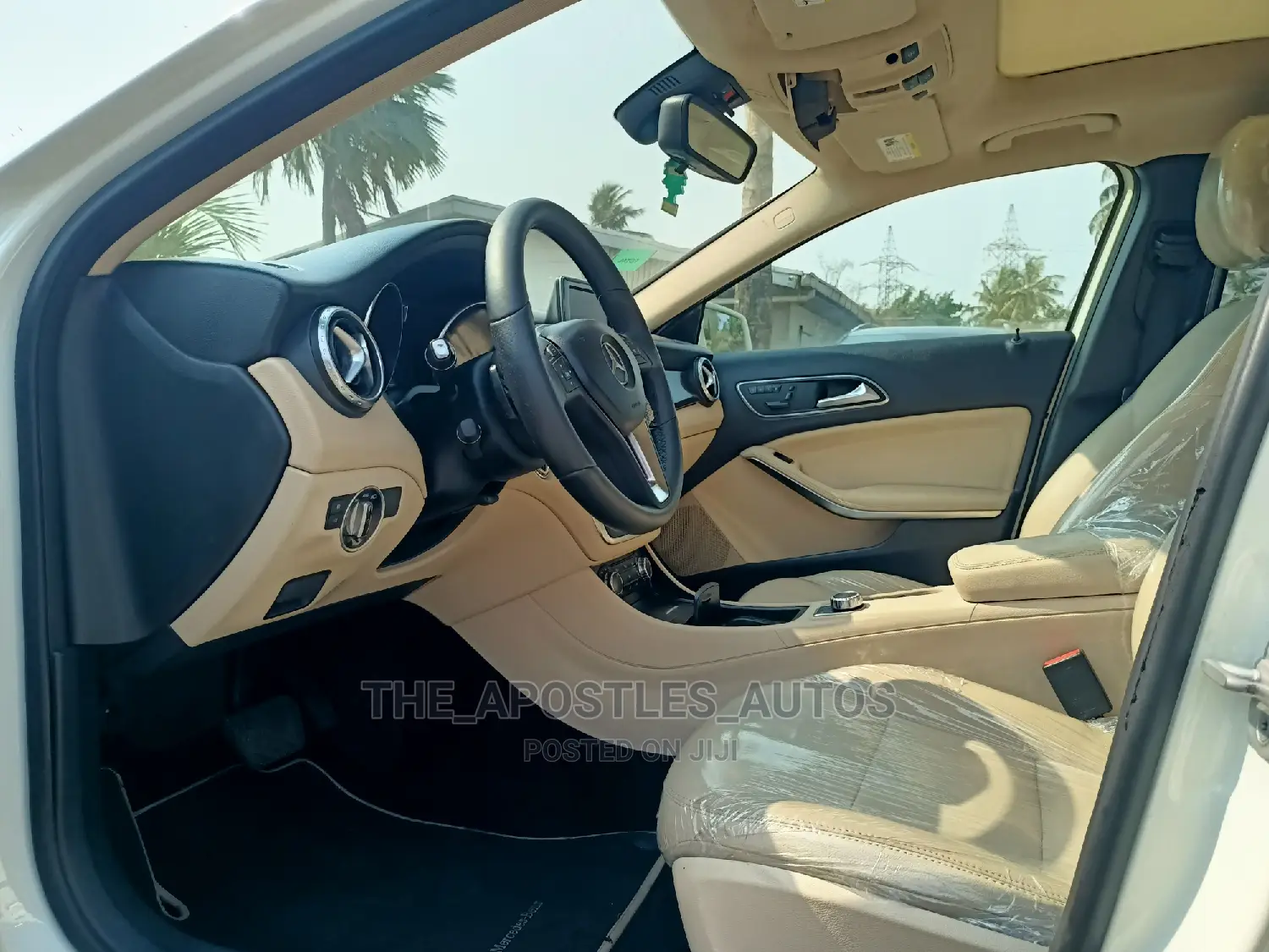 Mercedes-Benz GLA 250 2016 White