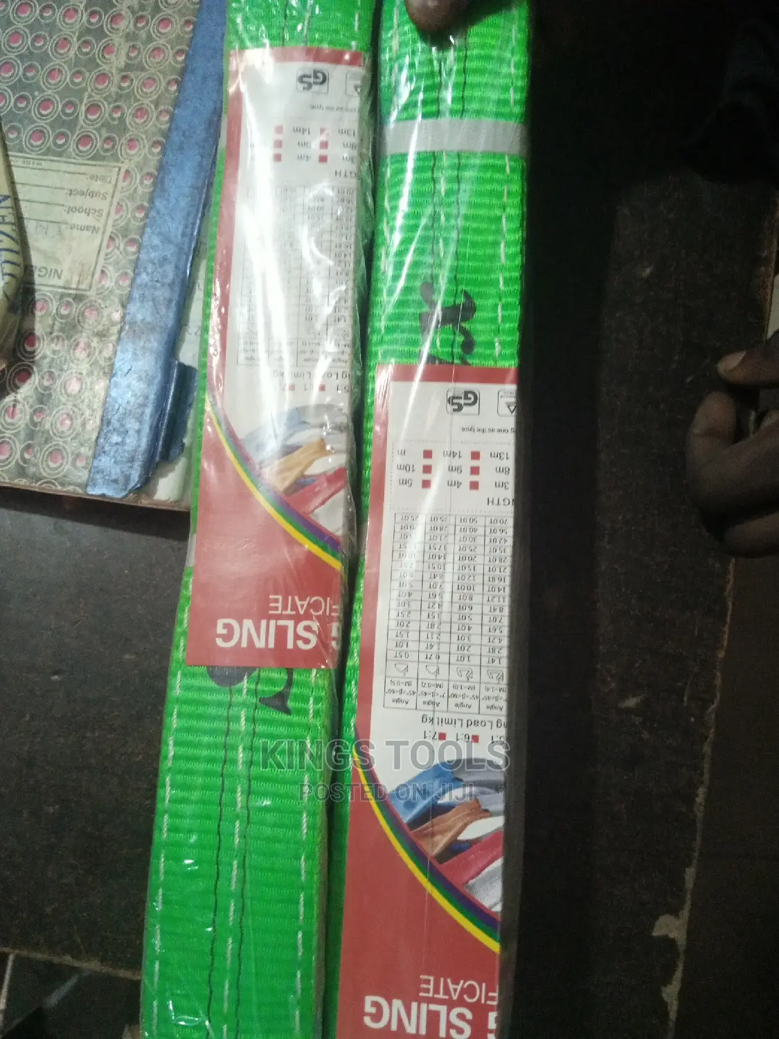 Lefting Belts