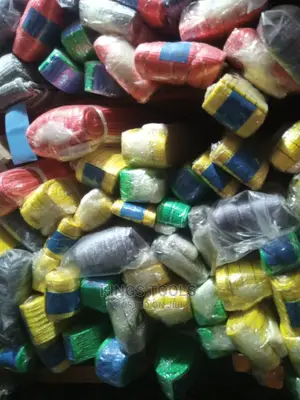 Lefting Belts