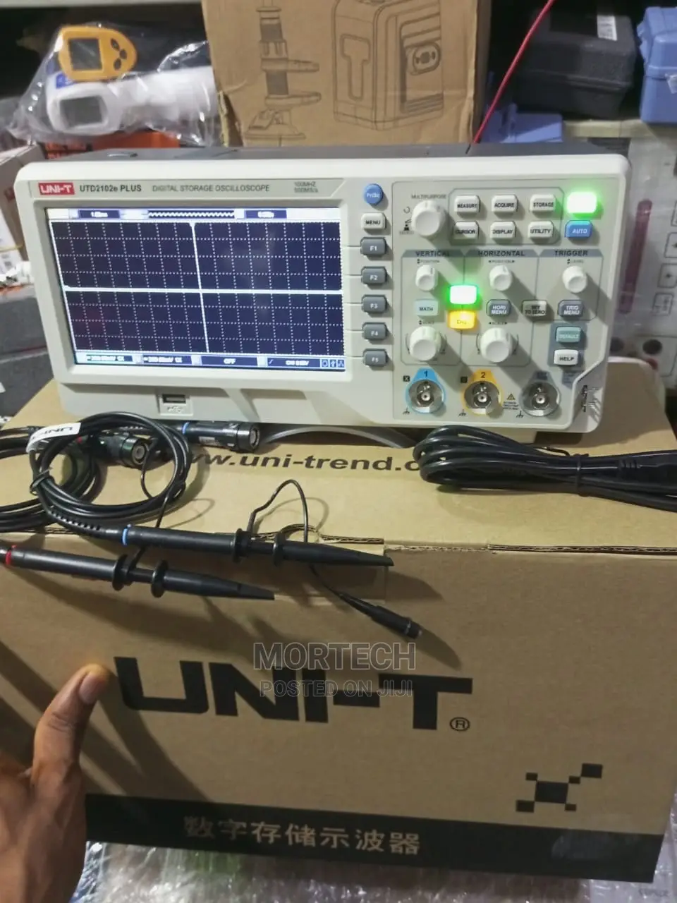 100MHZ Digital Oscilloscope