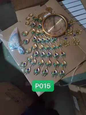 1 Peacock Head Wall Clock