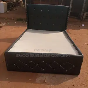 Bedframe 6x4 Black