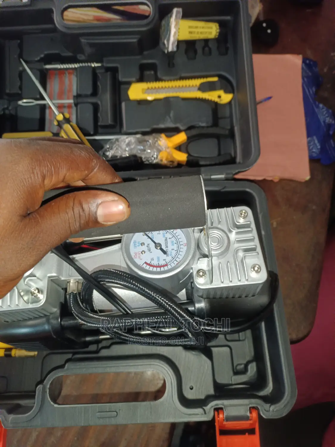 Car Tire Pump With Working Tools
