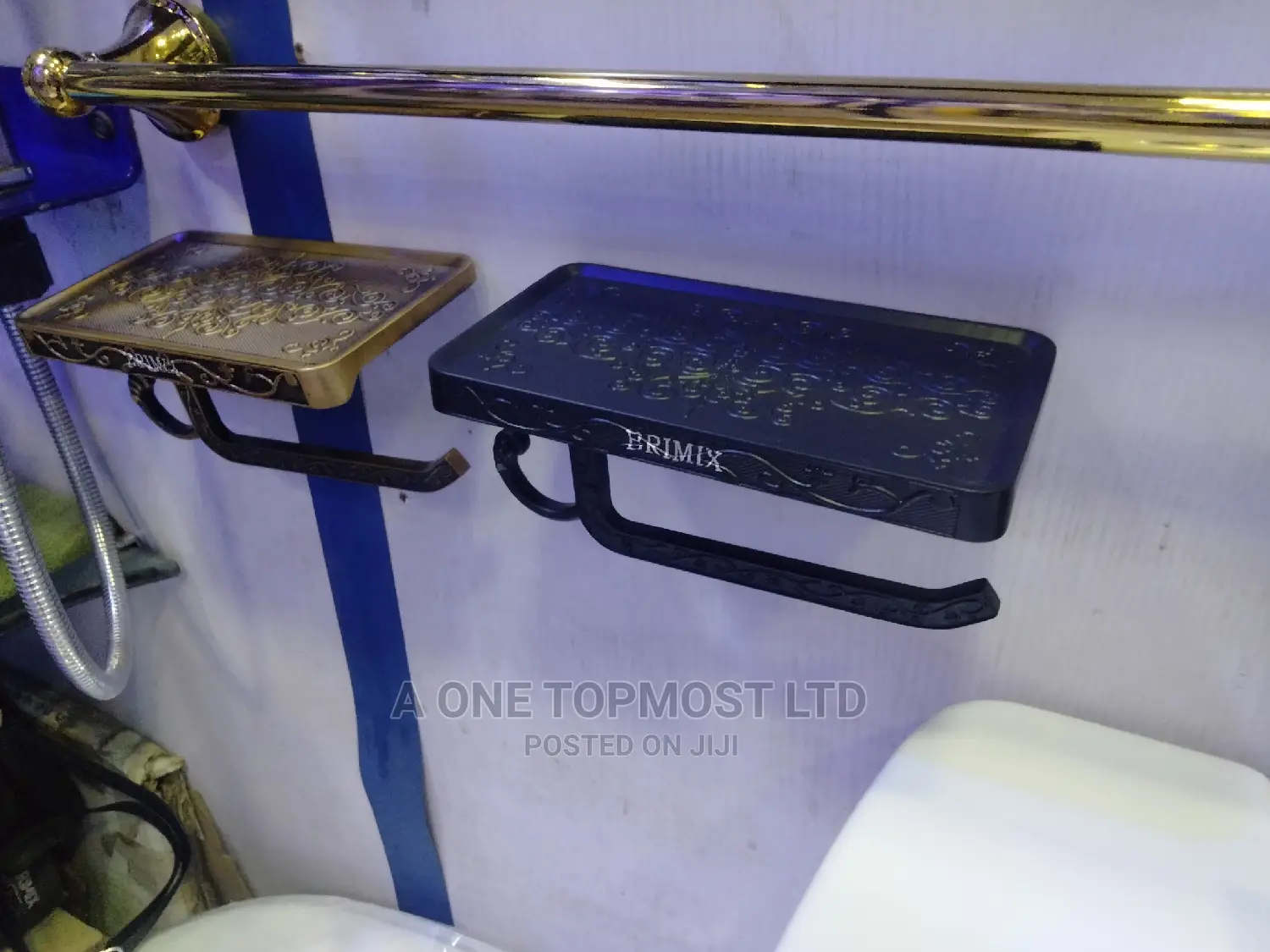 Royal Tissue Holder