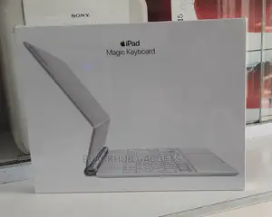 Photo - Apple Magic Keyboard 11 Inches M2