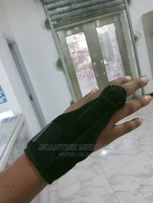 Portable Thumb Spica Splint Breathable Pain Relief