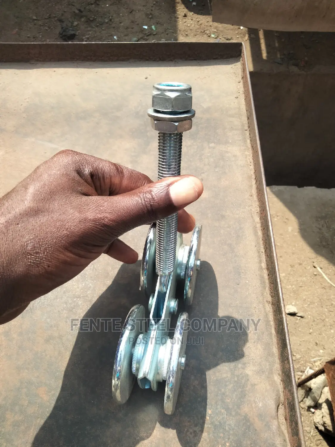 Warehouse Roller