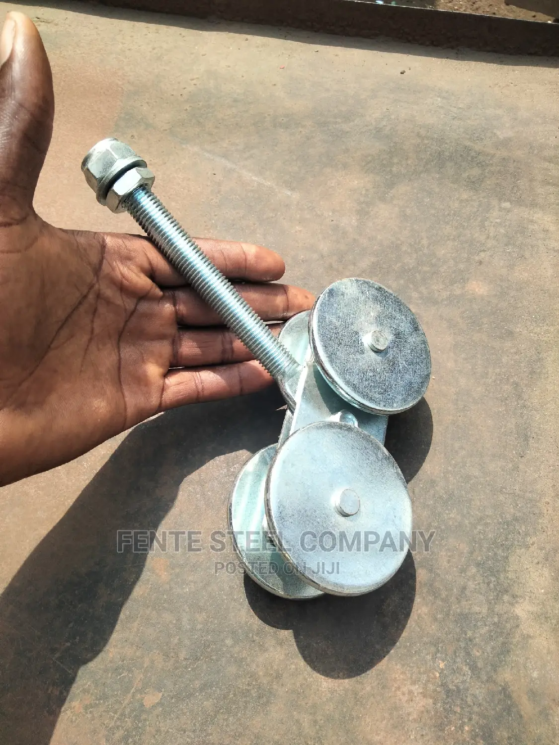 Warehouse Roller