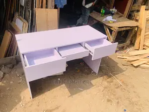 Unique 4ft Table