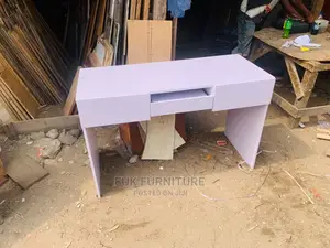Unique 4ft Table