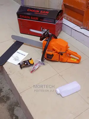 Durable Chainsaw Machine 20 Inches