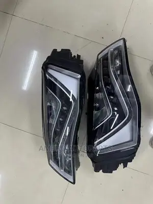 Complete Head Lamp Audi A8l 2014