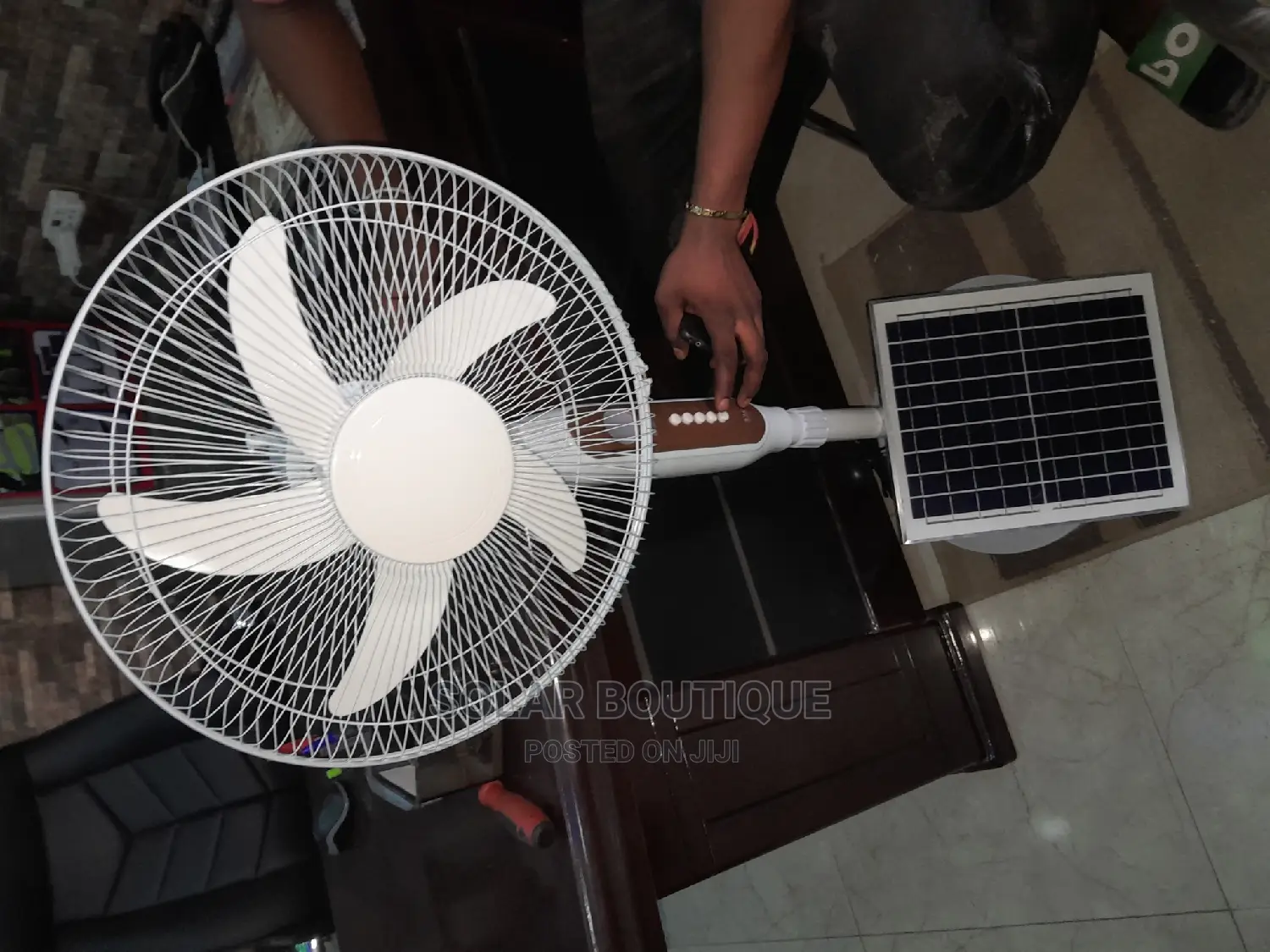 Rechargeable Fan With Solar Panel