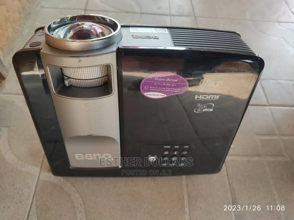 Very Portable Benq Projector for Learning