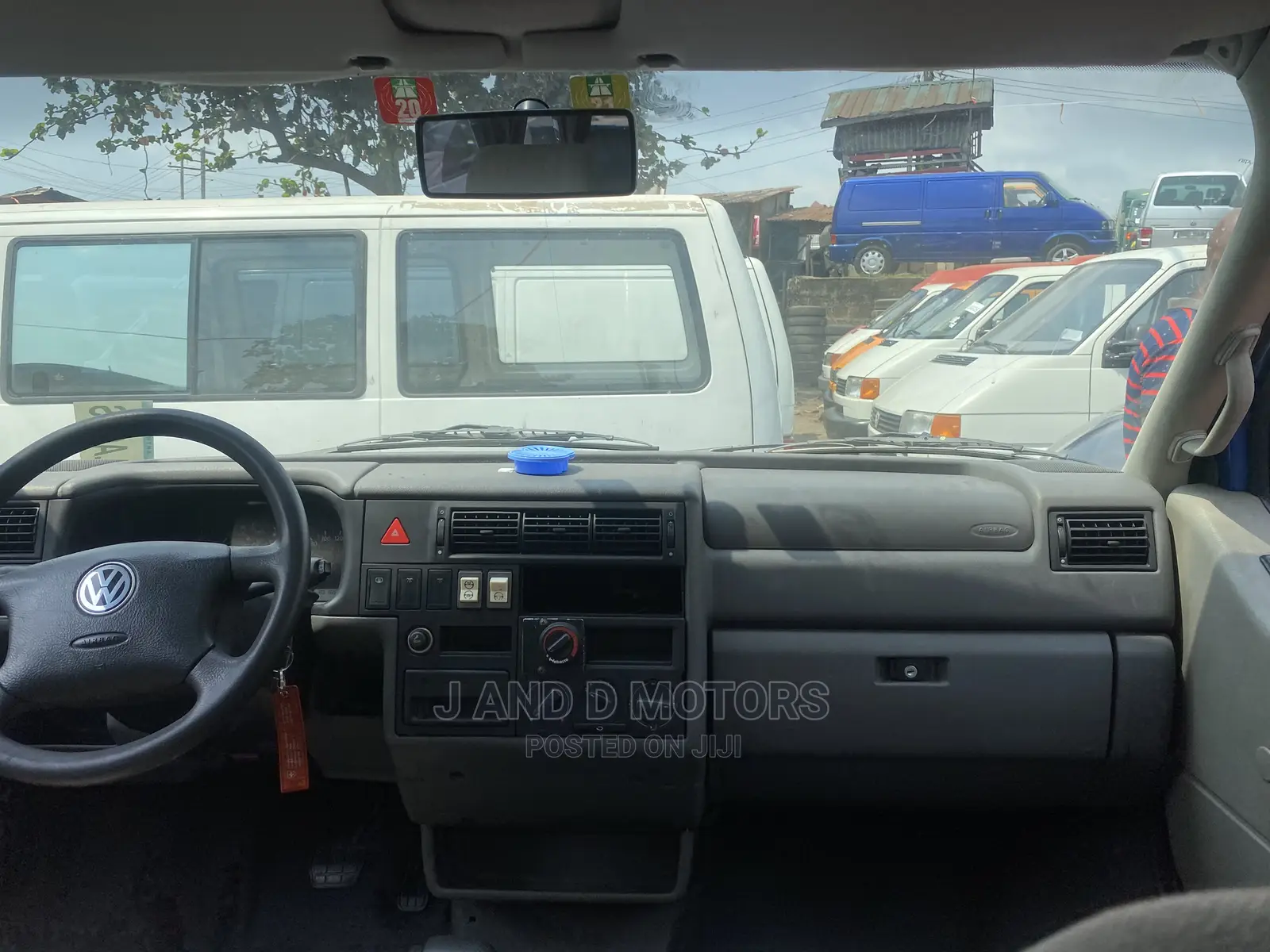 Volkswagen Transporter 2000 Blue