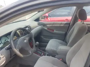 Toyota Corolla 2004 Gray