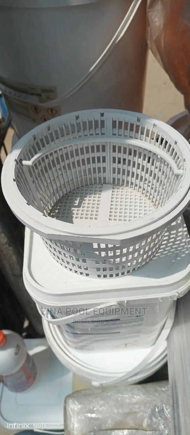 Swimming Pool Skimmer Basket