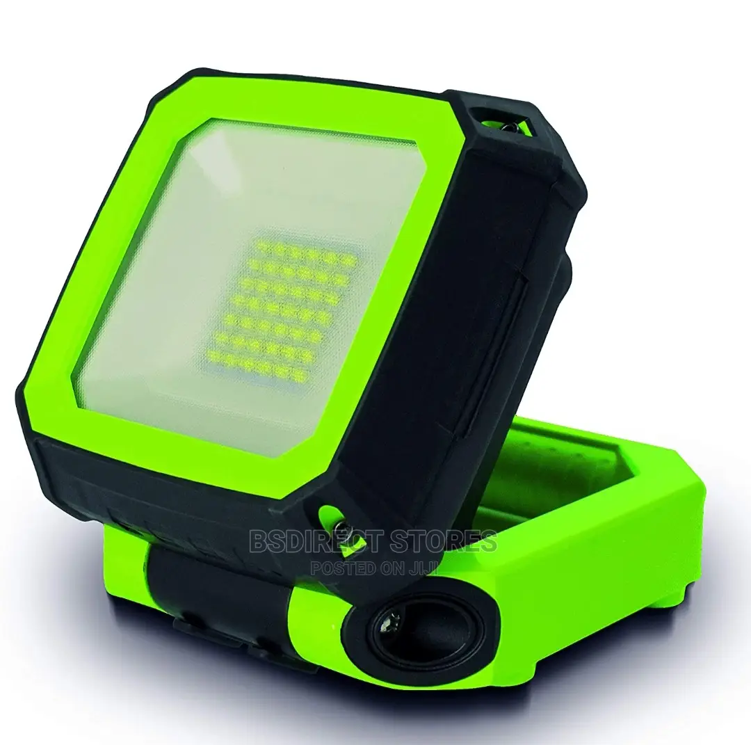 Luceco Compact Magnetic USB Charged Rechargeable Work Light