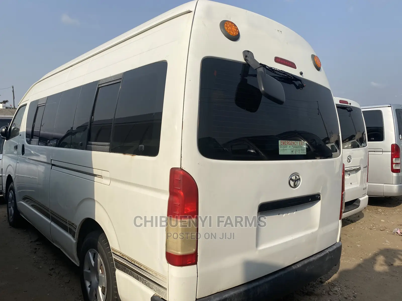Toyota HiAce 2012 White