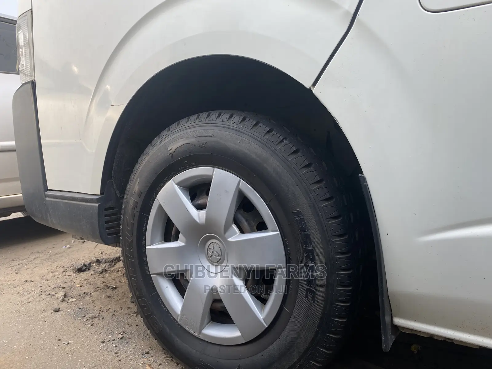 Toyota HiAce 2012 White