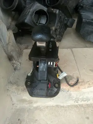 Gear Selector for 2006 Accord