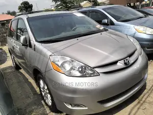 Toyota Sienna XLE Limited 2008 Silver