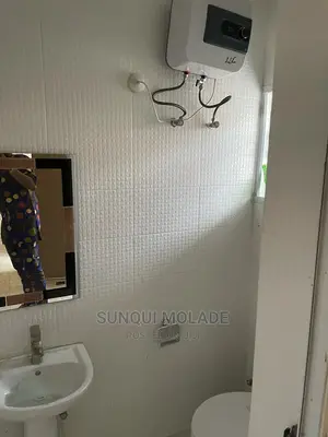 Furnished 2bdrm Apartment in Alafia Estate, Oke-Ira / Ogba for rent