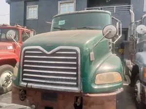 MACK Mack Anthem 1998 Green