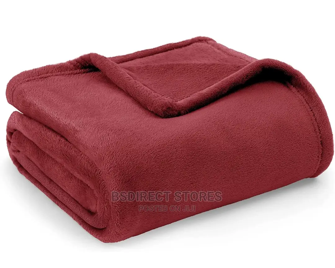 Bedsure Fleece Bedspread King Size Microfiber Solid Blanket