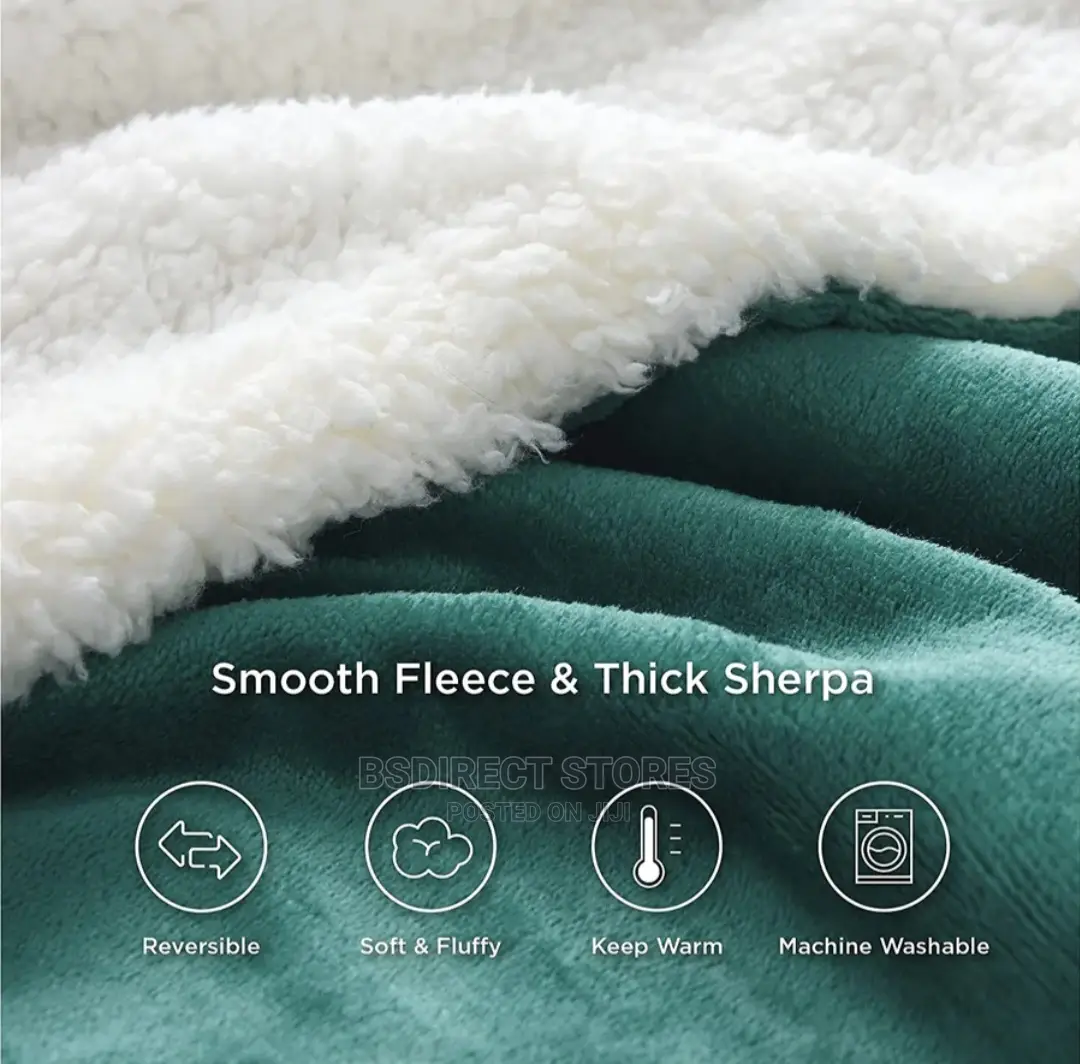 Bedsure Fleece Bedspread King Size Microfiber Solid Blanket