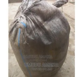 Sac of Original Chebe Powder .