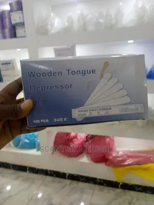 Comfortable Wooden Tongue Depressor