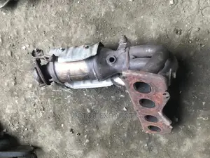 Engine Catalyst Toyota Venza 2010 Model 4plug