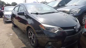 Toyota Corolla 2015 Black