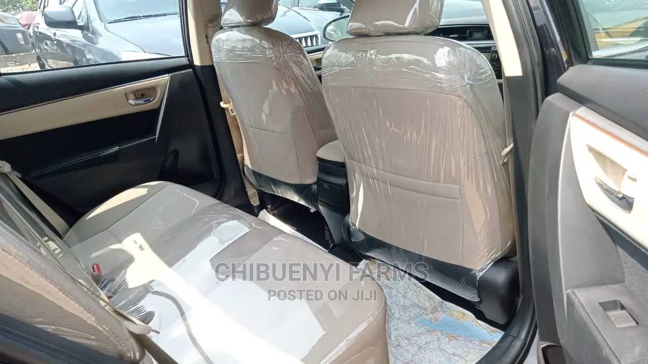 Toyota Corolla 2015 Black