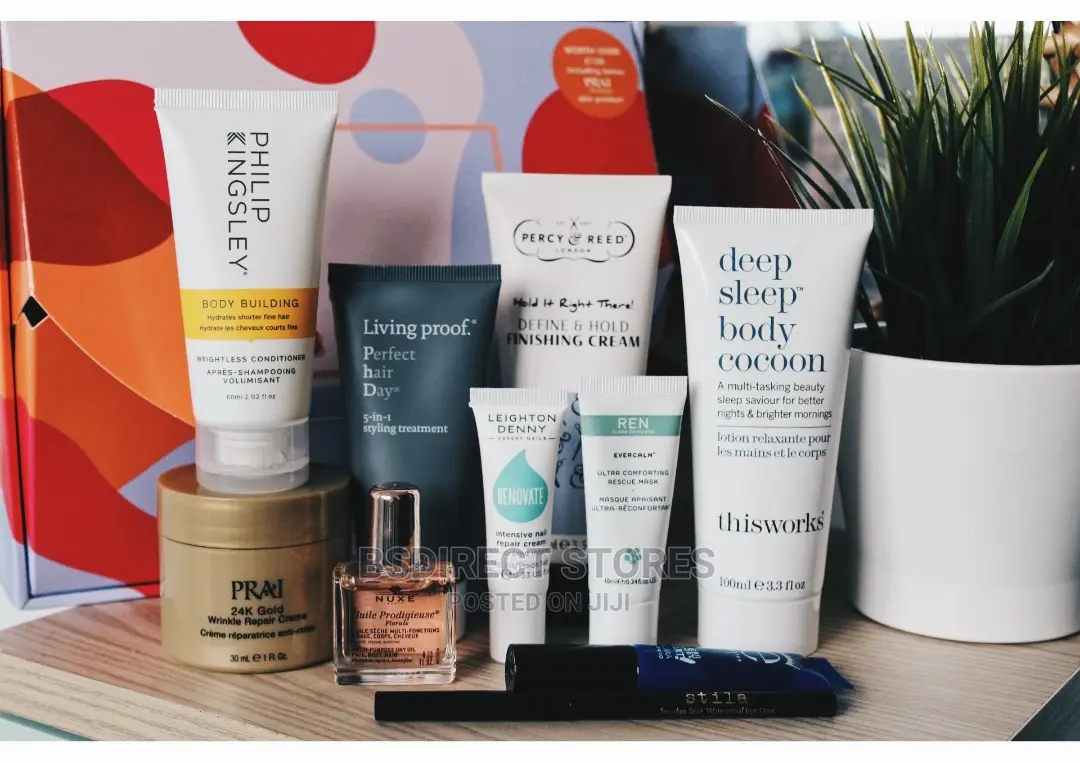 Marks and Spencer the Ultimate * Beauty Box Edit
